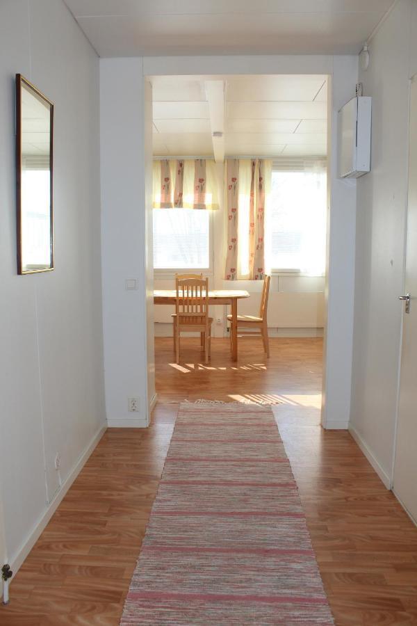 Apartment Salonkylaen Koulu